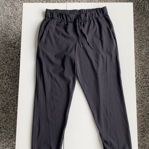 Lululemon On The Fly Joggers